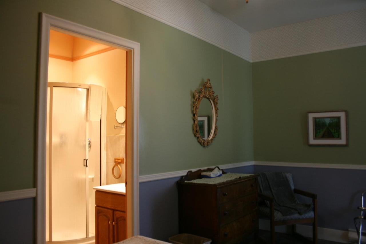 Auberge Presbytere Mont Lac-Vert Hébertville المظهر الخارجي الصورة
