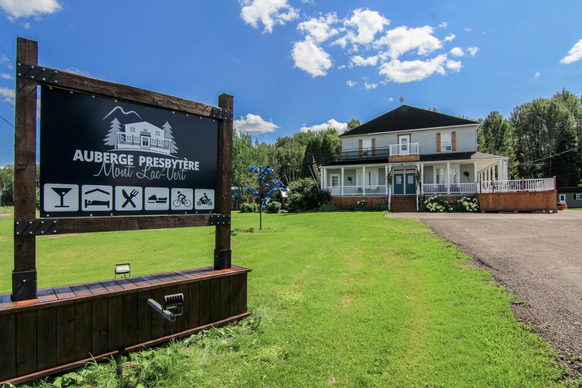 Auberge Presbytere Mont Lac-Vert Hébertville المظهر الخارجي الصورة