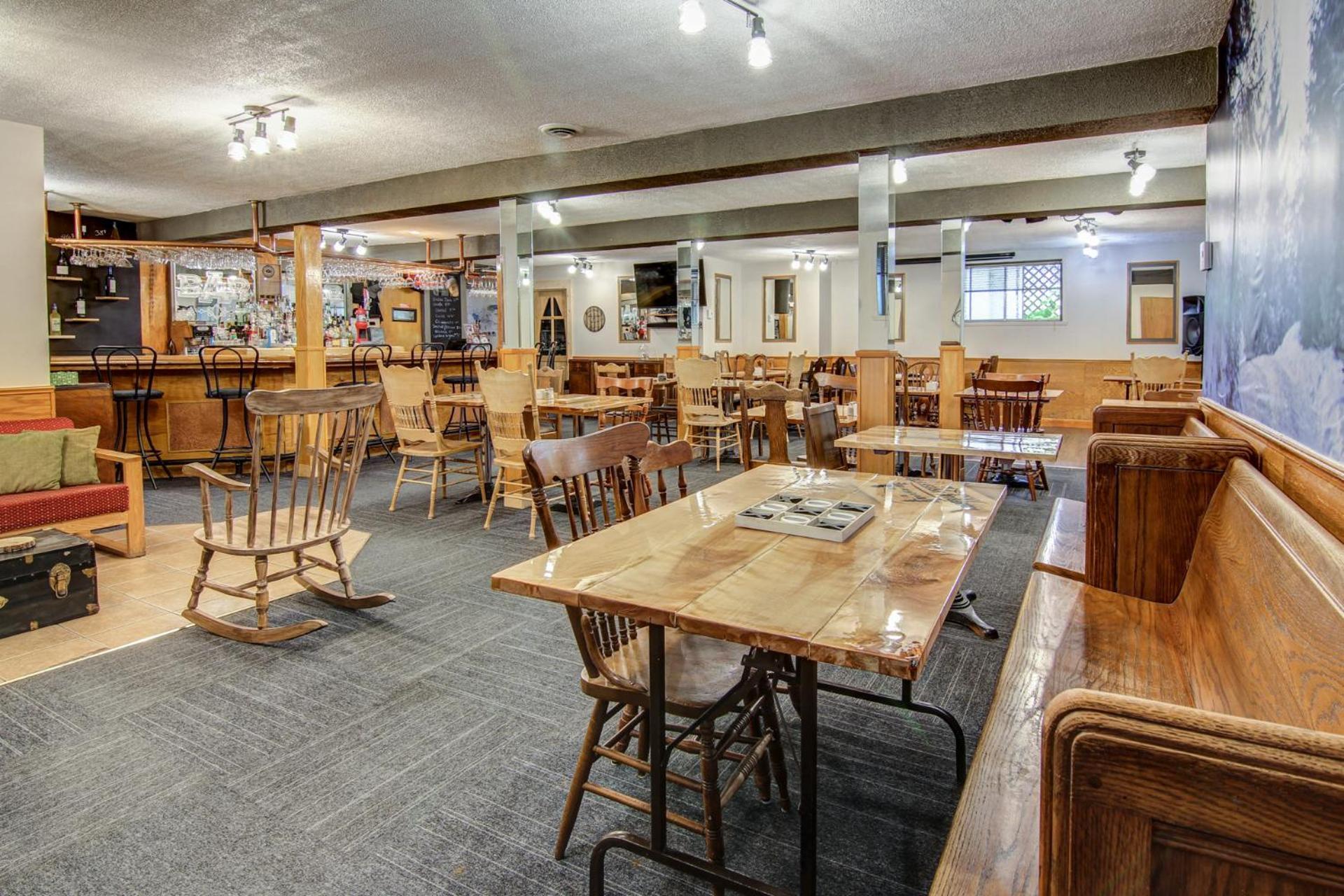 Auberge Presbytere Mont Lac-Vert Hébertville المظهر الخارجي الصورة